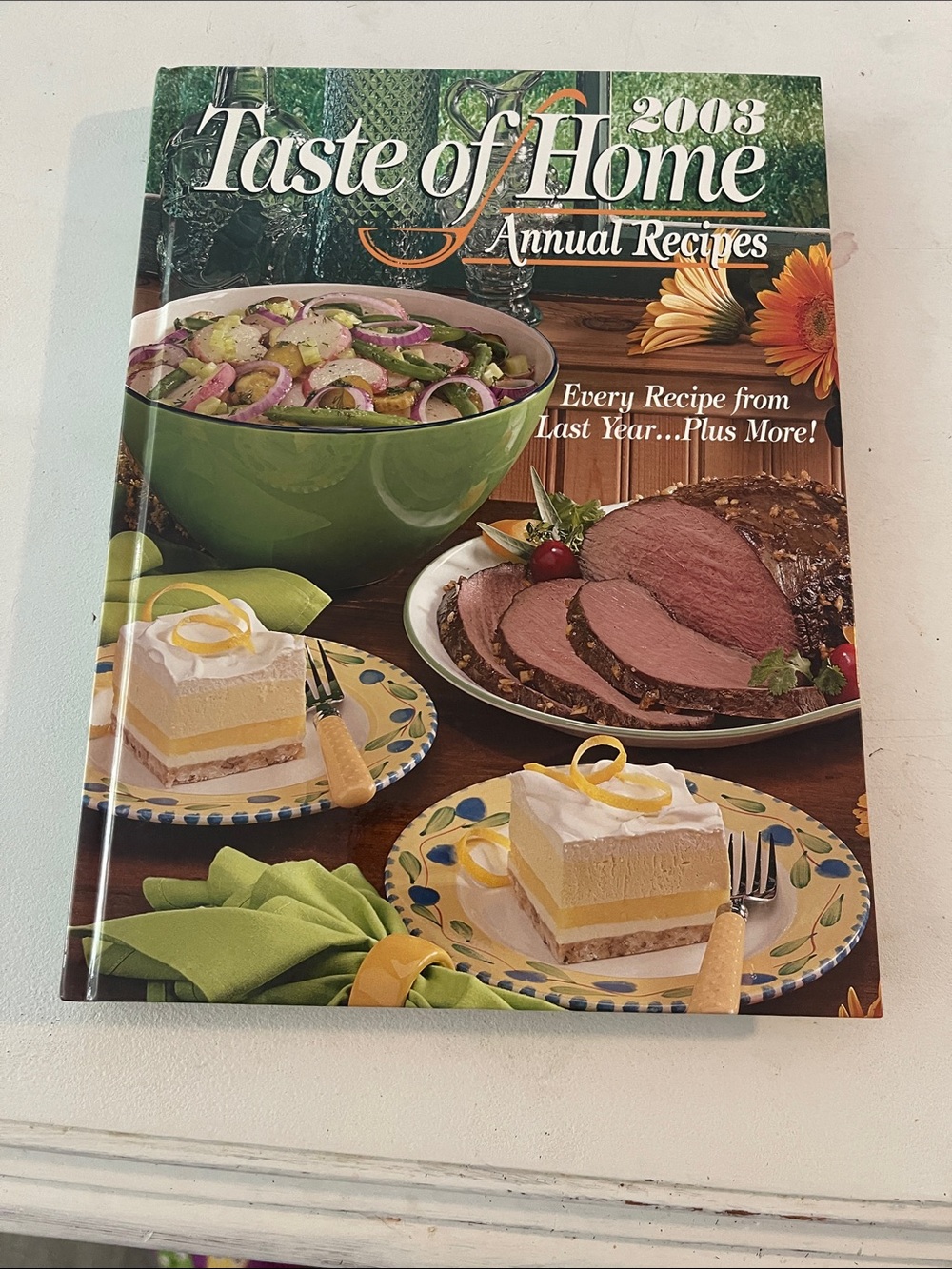 Taste of Home Green Cover Annual Recipes 2003 Cookbook
